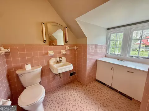 Bath - 515 Engram St, Montezuma, GA 31063 photo 5 of 6