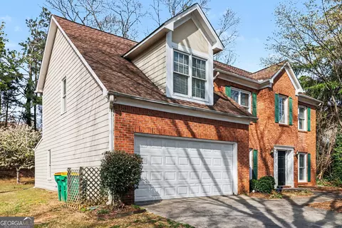 Exterior - 7170 Threadstone Overlook, Duluth, GA 30097 photo 3 of 5