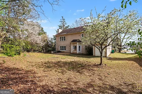 Exterior - 7170 Threadstone Overlook, Duluth, GA 30097 photo 4 of 5