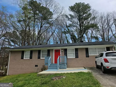 2362 Holly Hill Ct SW, Marietta, GA 30060