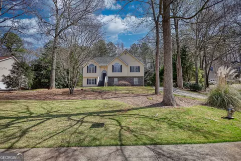1006 English Oak Ln, Winder, GA 30680