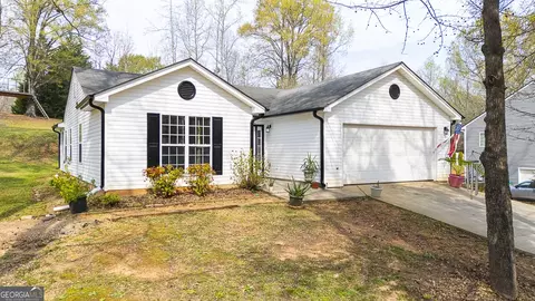 2216 Wagon Wheel Trl, Statham, GA 30666