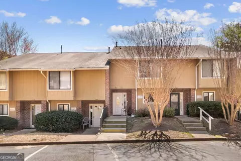 2163 Palmyra Dr SE, Marietta, GA 30067