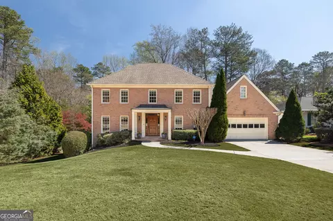 9495 River Lake Dr, Roswell, GA 30075