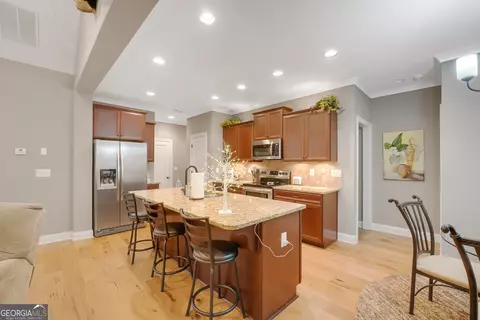 Kitchen - 933 Ashley Glen Dr, Williamson, GA 30292 photo 1 of 2