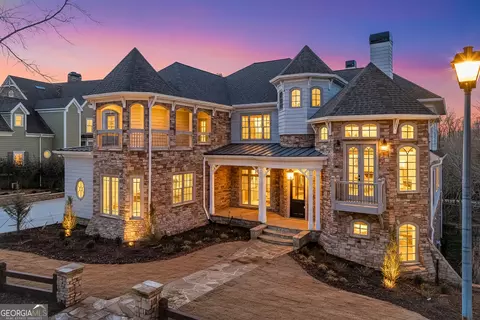 6756 Hedge Row Ln, Gainesville, GA 30506