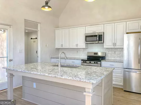 Kitchen - 330 Firetower Rd, Thomaston, GA 30286 photo 2 of 3