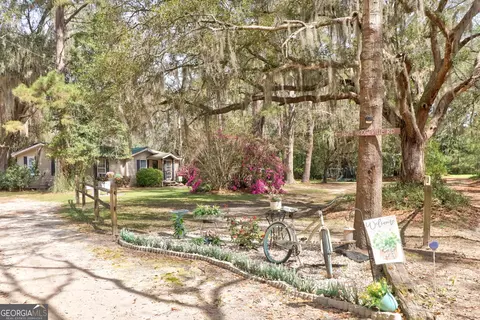 1679 Hodgeville Rd, Rincon, GA 31326