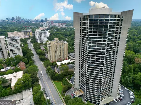2660 Peachtree Rd NW #16C, Atlanta, GA 30305