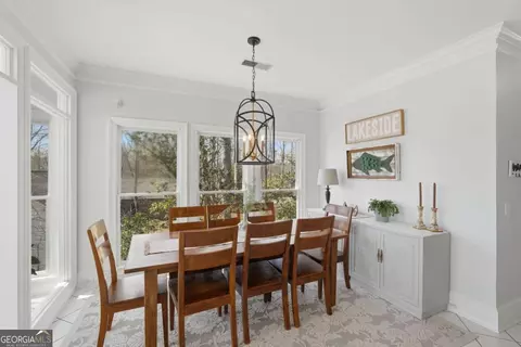 Dining - 9155 Bay Pointe Dr, Gainesville, GA 30506 photo 2 of 2