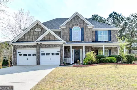 1032 Quiet Waters Ln, Lawrenceville, GA 30045