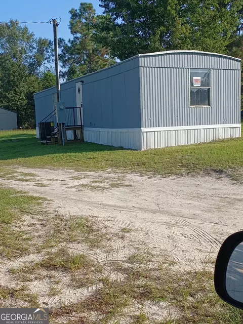 625 Allen St #11, Swainsboro, GA 30401