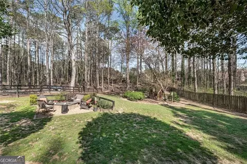 9635 Red Bird Ln, Johns Creek, GA 30022