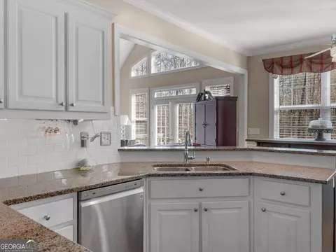 Kitchen - 355 Parker Rd, Covington, GA 30014 photo 5 of 6