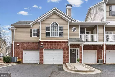 7104 Woodland Ln, Alpharetta, GA 30009