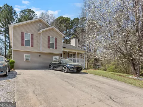 155 River Forest Dr NE, Milledgeville, GA 31061