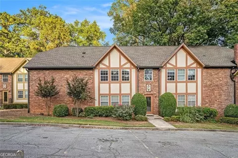 2825 NExpressway Expy NE #F3, Atlanta, GA 30345