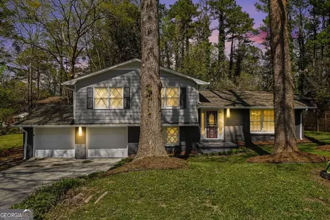 3960 Wedgefield Cir, Decatur, GA 30035