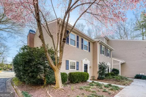 1750 Clairmont Rd #4, Decatur, GA 30033