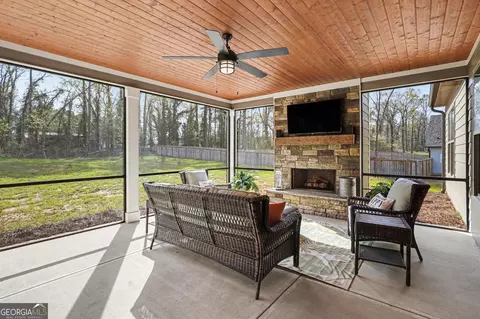 Exterior - 287 Conner Ln, Williamson, GA 30292 photo 5 of 10