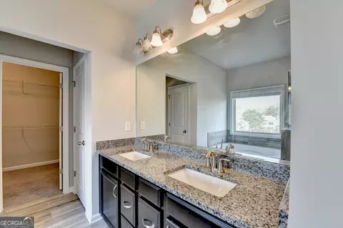 Bath - 2375 Matlin Way, Buford, GA 30519 photo 7 of 9