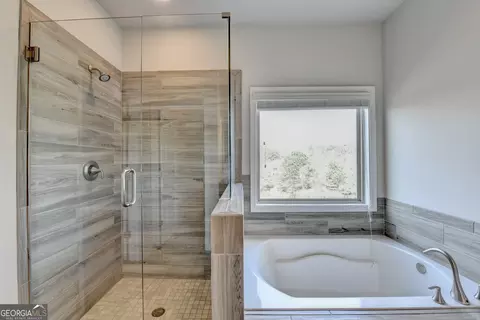 Bath - 2375 Matlin Way, Buford, GA 30519 photo 4 of 9