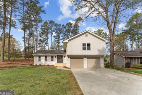 1963 Benthill Dr, Marietta, GA 30062