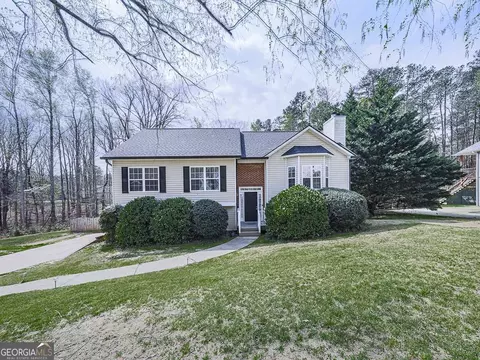 244 Stonehenge Dr, Dallas, GA 30157