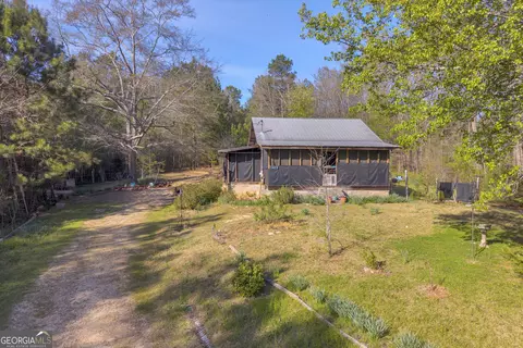 1413 Whiting Rd, Lavonia, GA 30553
