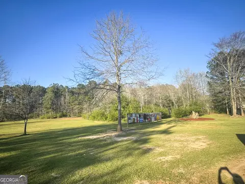 Exterior - 465 Hines Rd, Lagrange, GA 30241 photo 4 of 4