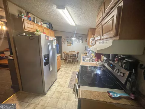Kitchen - 465 Hines Rd, Lagrange, GA 30241 photo 2 of 2