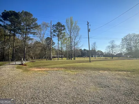 Exterior - 465 Hines Rd, Lagrange, GA 30241 photo 3 of 4