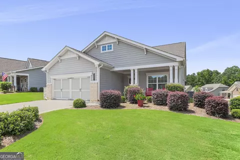 160 Maple Leaf Rd, Sharpsburg, GA 30277