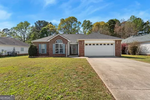 118 Chipper St, Bonaire, GA 31005