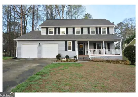 2241 Deer Oaks Trl, Lawrenceville, GA 30044