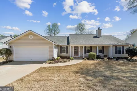 1281 Wentworth Cove Ct, Winder, GA 30680