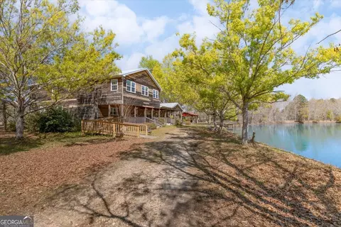 1053 Ga Highway 26 W, Cochran, GA 31014