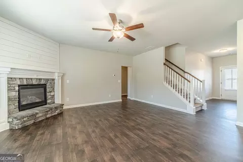 Living - Undisclosed, Statham, GA 30666 photo 1 of 4