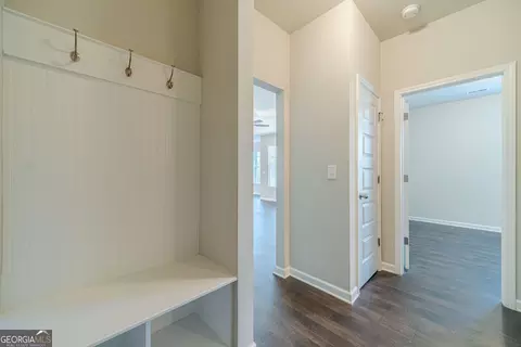 Entry Way - Undisclosed, Statham, GA 30666 photo 5 of 13