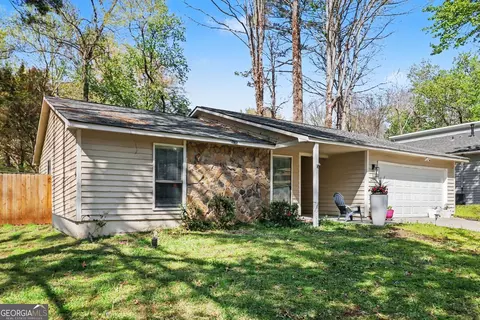 1370 Terramont Dr, Roswell, GA 30076