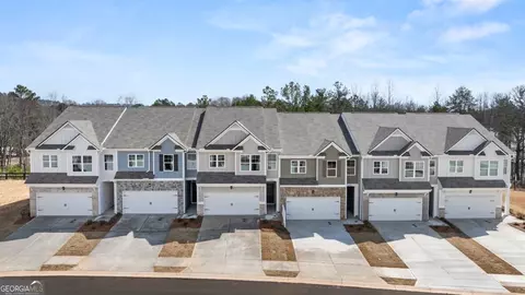 4153 Kestrel Ct, Gainesville, GA 30506