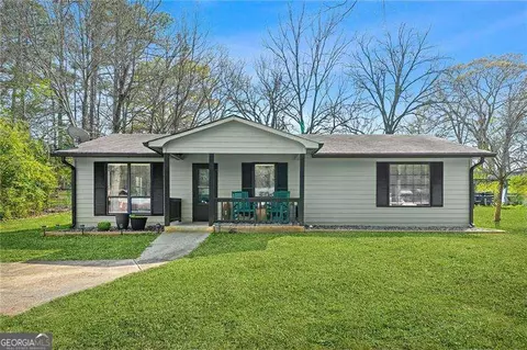 3839 Cowan Cir, Acworth, GA 30101