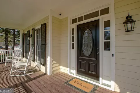 Exterior - 388 Swanson Rd, Tyrone, GA 30290 photo 5 of 21