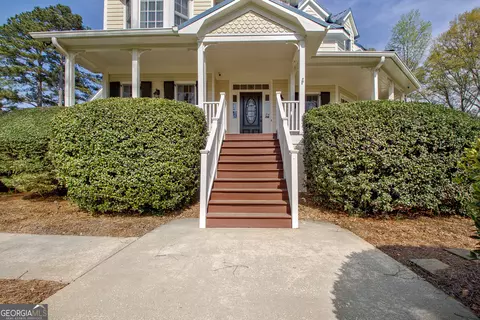Exterior - 388 Swanson Rd, Tyrone, GA 30290 photo 2 of 21