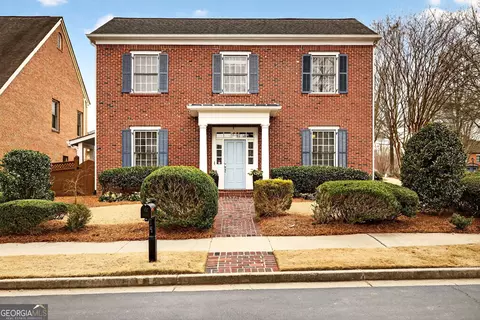 455 High Pointe Trl, Roswell, GA 30076