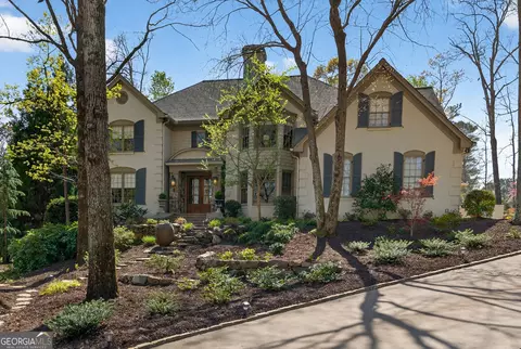1020 Abingdon Ln, Johns Creek, GA 30022