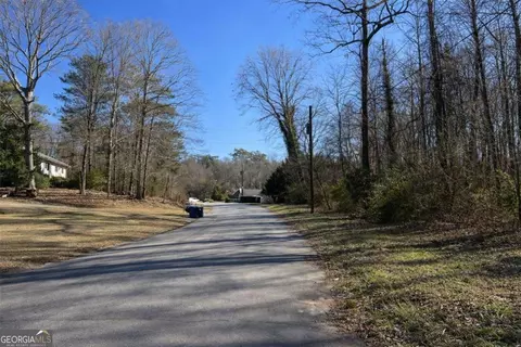 592 Newlin Ct, Lawrenceville, GA 30046