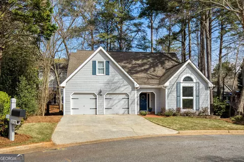 3750 Spinnaker Cir, Alpharetta, GA 30005