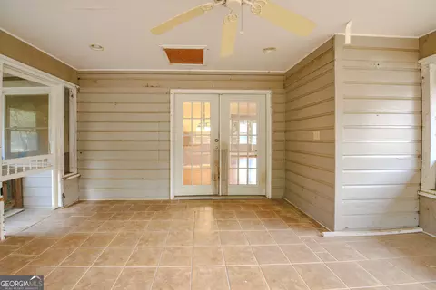 Exterior - 239 Hendry Ln, Washington, GA 30673 photo 2 of 11