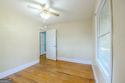 Bedroom - 239 Hendry Ln, Washington, GA 30673 photo 2 of 6